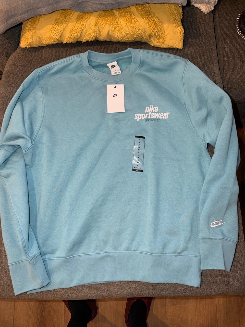 Nike Club Teal Blue Mens Crewneck Size Medium